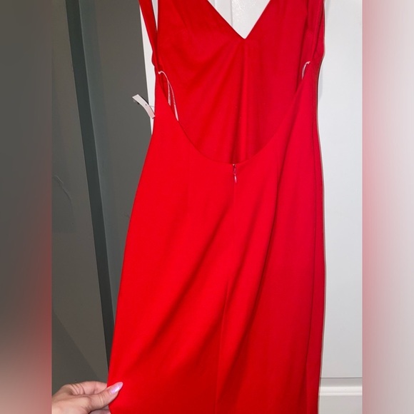 New! Katie May x Revolve Tina Red Low Back Gown in Cherry 🍒 Small NWT! - Picture 8 of 12